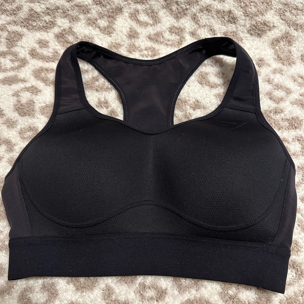 Gymshark XS high support racerback sports bra in black. New without tags.